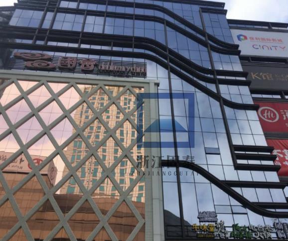 �V��ĳ��偵��b�޹���